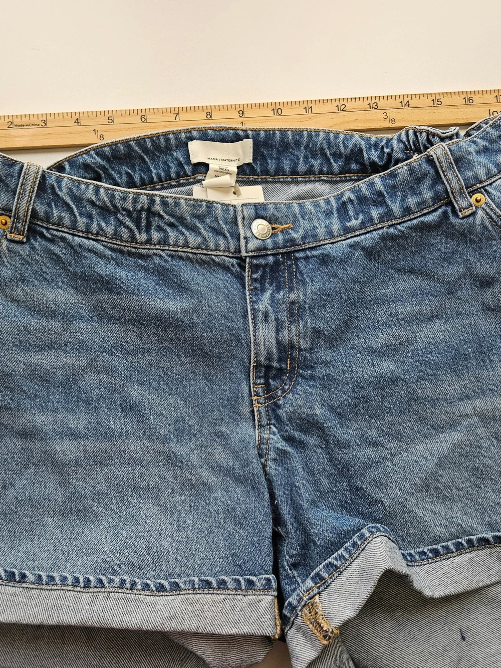 H&M Maternity Cuffed Denim Shorts XL NWT Blue Stretch Comfort Summer Medium Wash